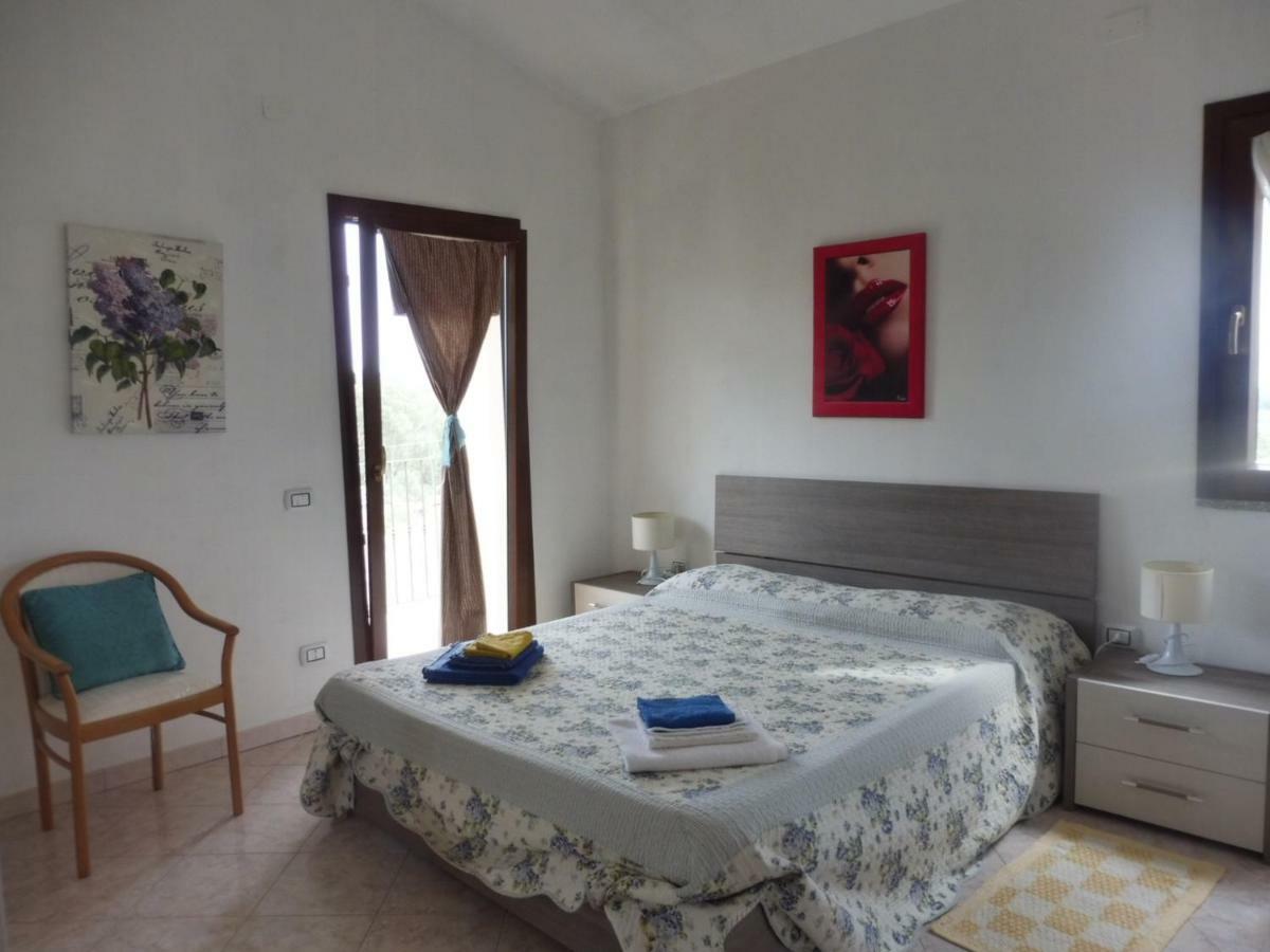 Casa Miriam - Appartamenti Vacanze فيلابوتزو المظهر الخارجي الصورة